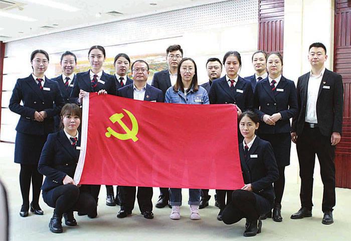 破碎的雕像